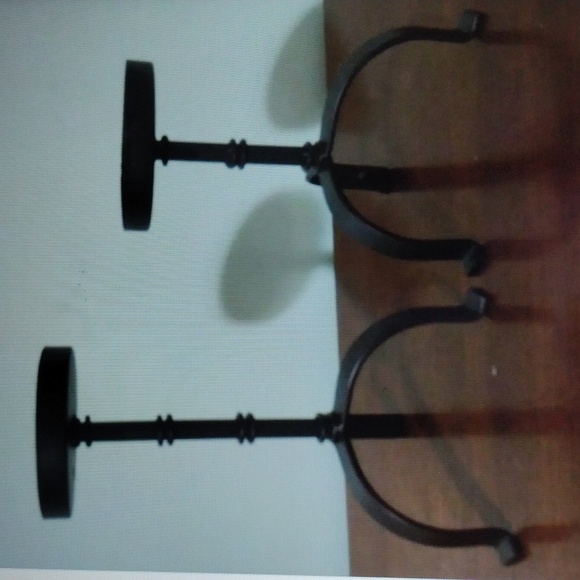 Set Of 2 Graduated Sizes  Metal Pillar Candle Holders - Picture 2 of 6